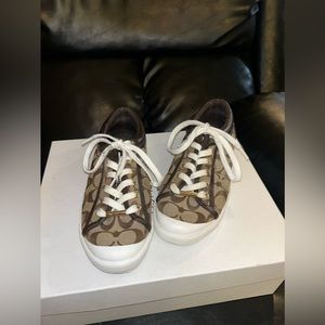 COACH SHOES